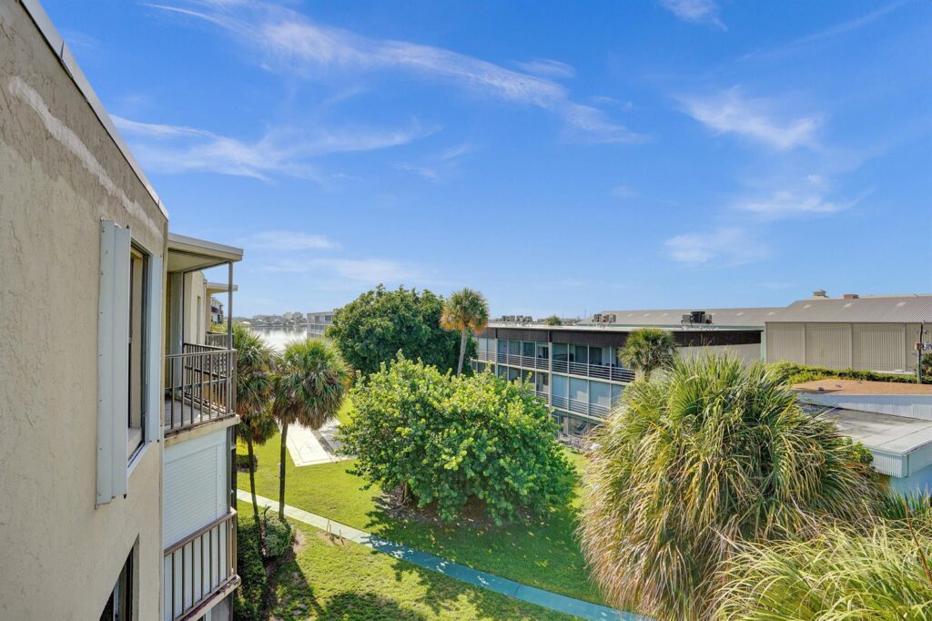 890 N Federal Highway # 410, Lantana FL 33462