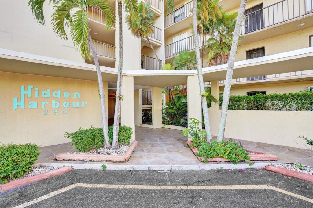 890 N Federal Highway # 410, Lantana FL 33462