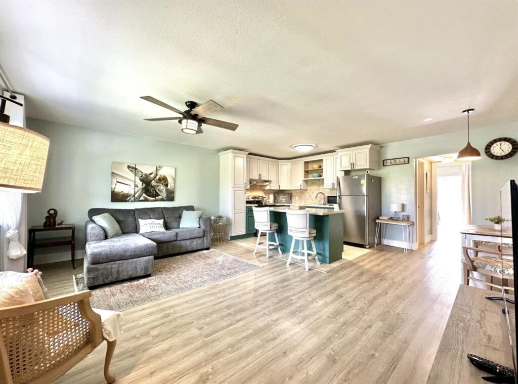 359 Norwich O, West Palm Beach FL 33417