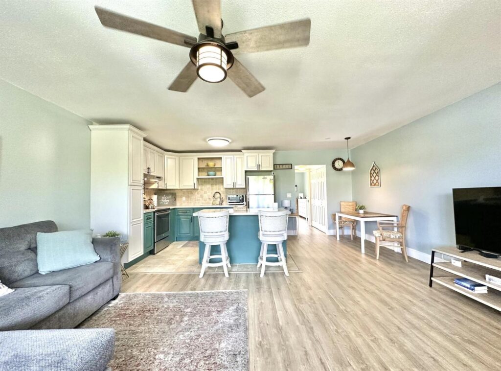 359 Norwich O, West Palm Beach FL 33417