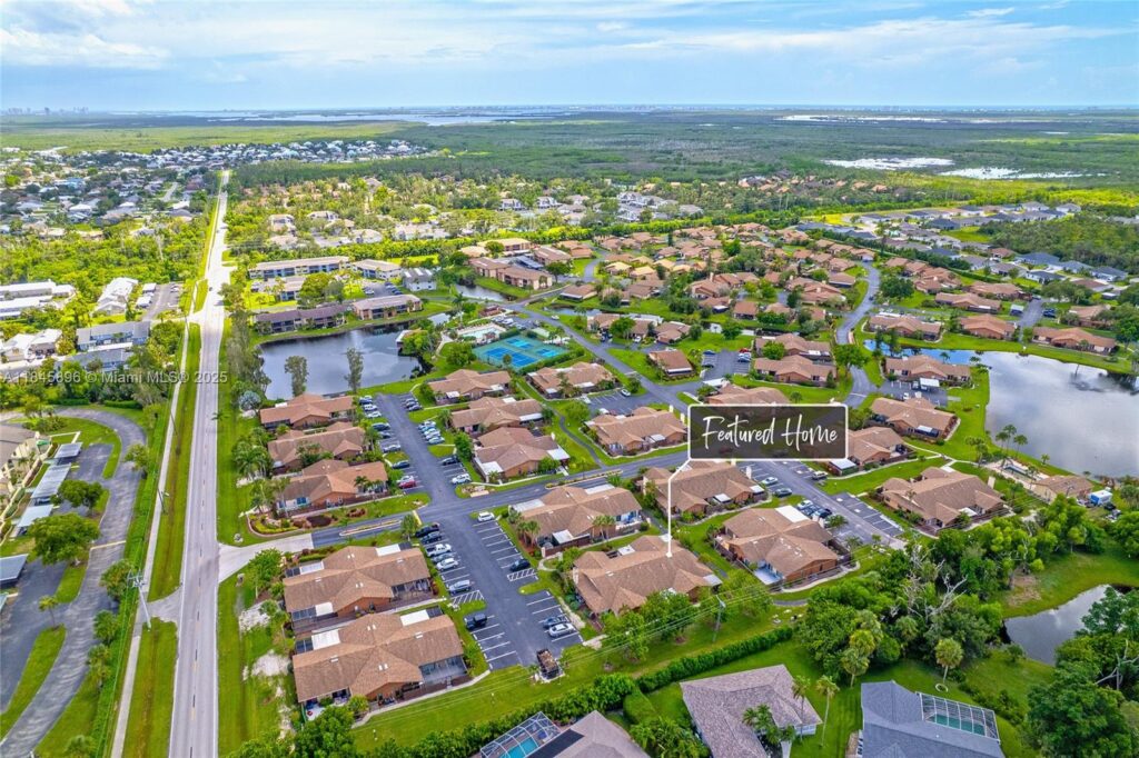6322 Royal Woods Dr, Fort Myers FL 33908