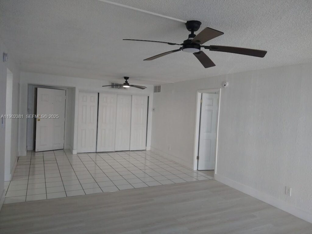 700 NW 214th St # 403, Miami Gardens FL 33169
