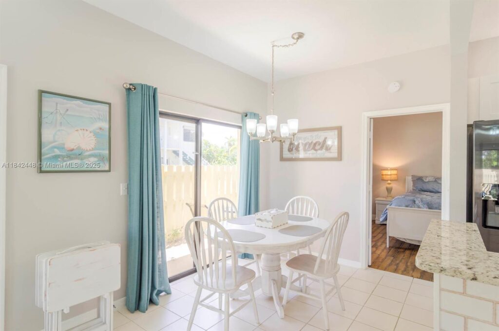 720 S Bella Vista Ct S # 20, Jupiter FL 33477