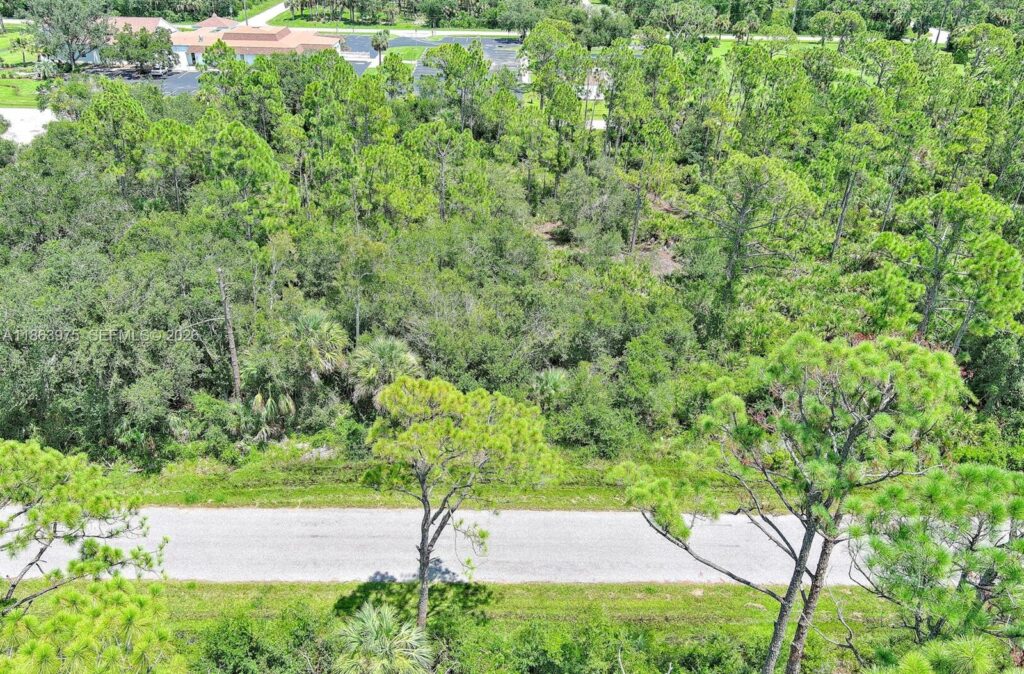 56 Mordecal St, Port Charlotte FL 33953