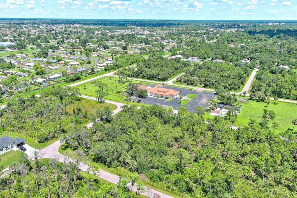 56 Mordecal St, Port Charlotte FL 33953