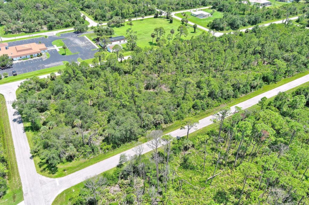 56 Mordecal St, Port Charlotte FL 33953