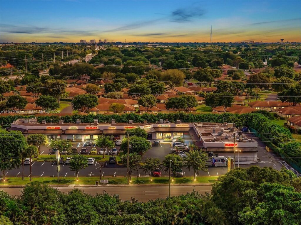 10114 S Military Trl, Boynton Beach FL 33436