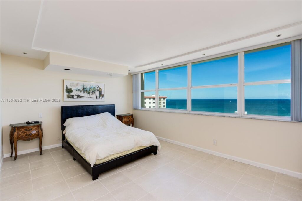 1410 S Ocean Dr # 1702, Hollywood FL 33019