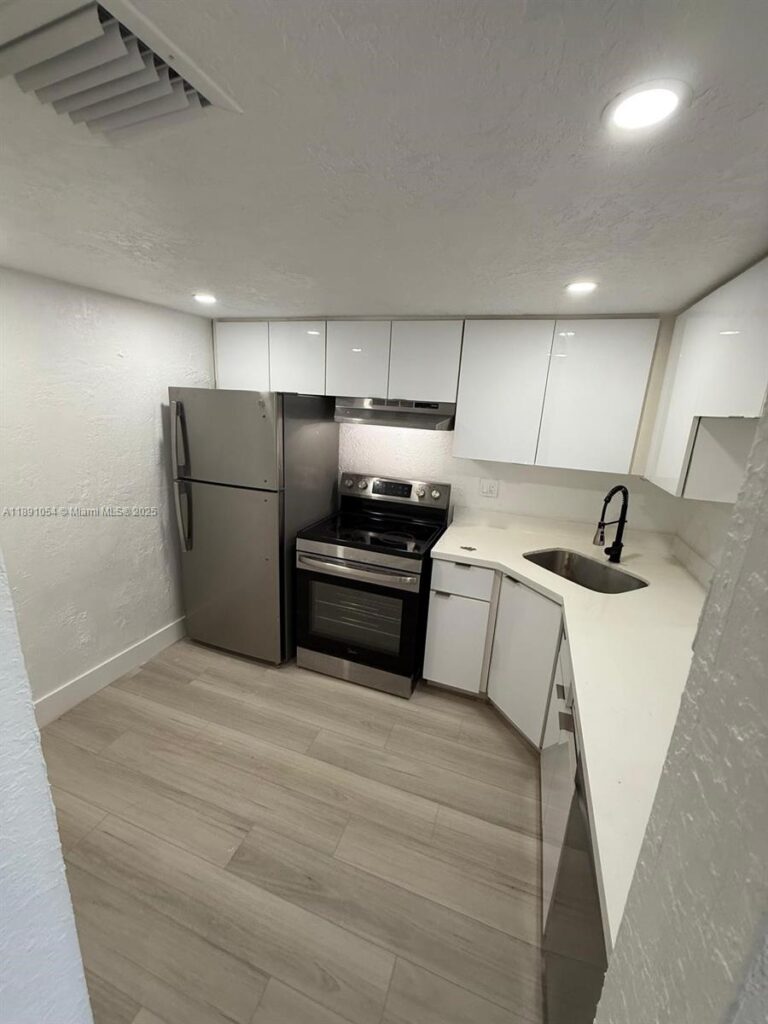 2655 NW 60th Way # 195, Sunrise FL 33313
