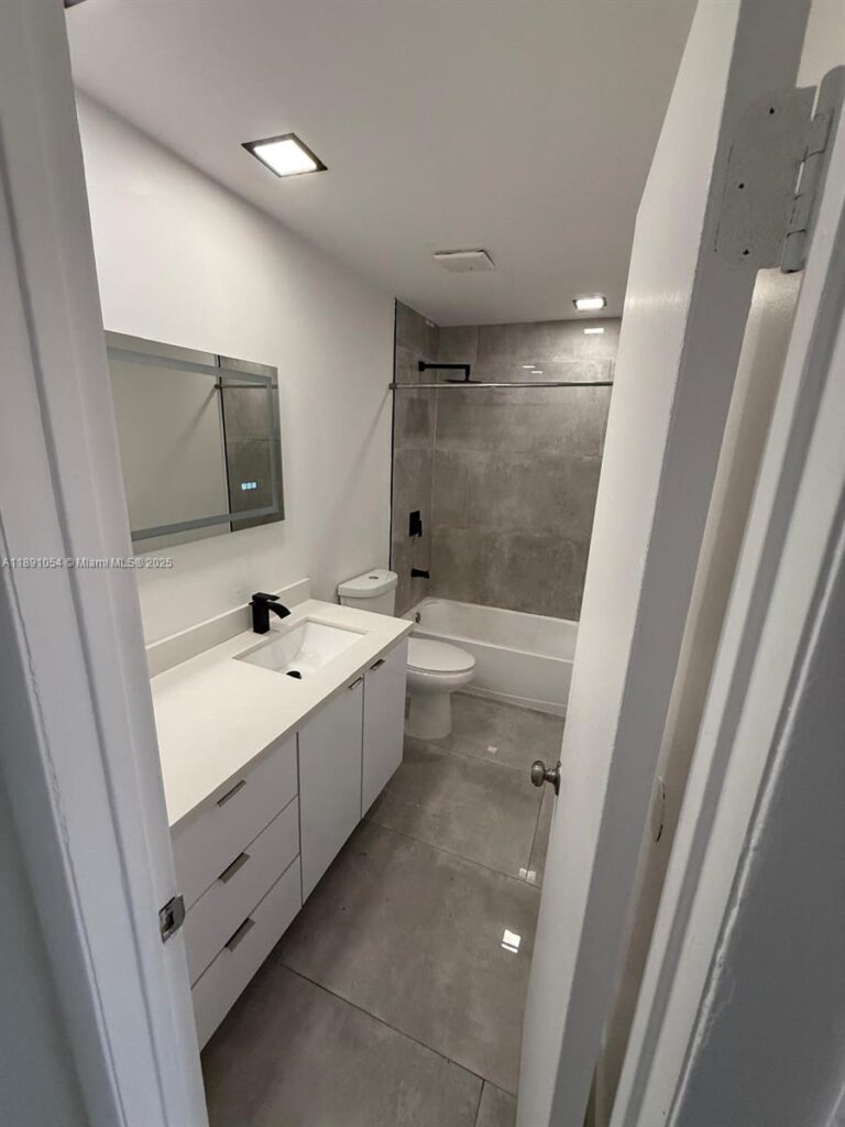 2655 NW 60th Way # 195, Sunrise FL 33313
