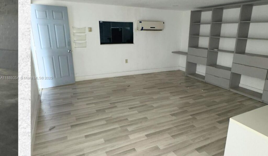 4201 NW 37th Ct # B, Hialeah FL 33142