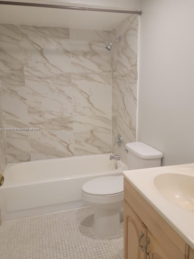 1800 SW 81st Ave # 1105, North Lauderdale FL 33068