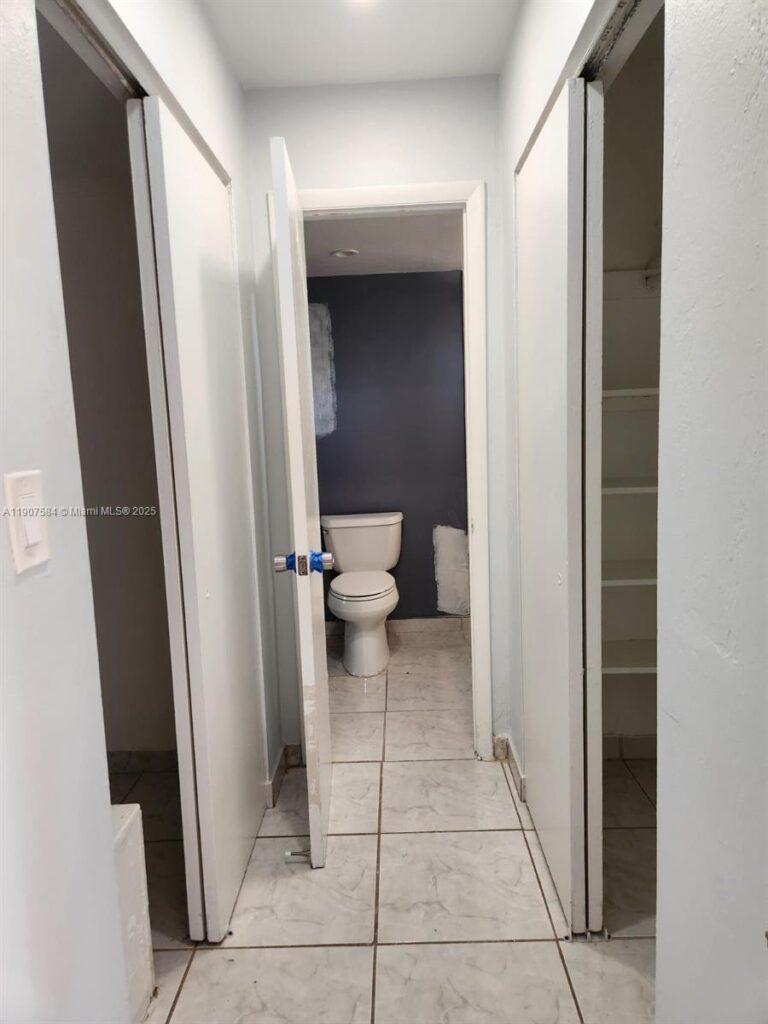 8101 SW 73rd Ave # 30, Miami FL 33143