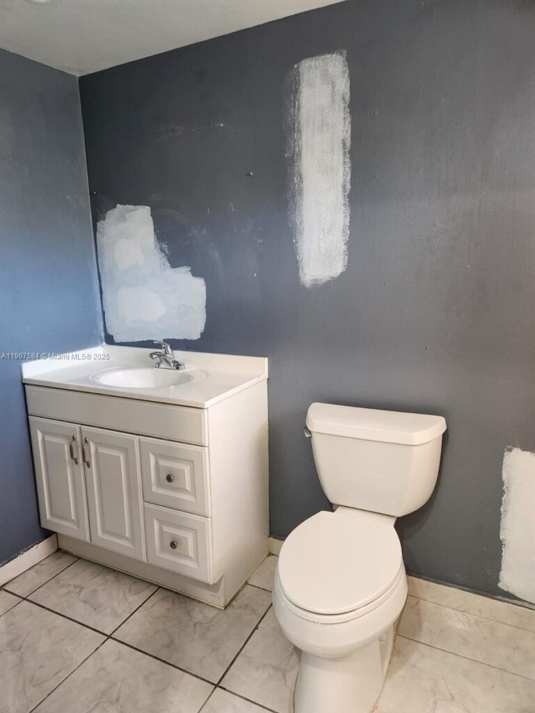 8101 SW 73rd Ave # 30, Miami FL 33143