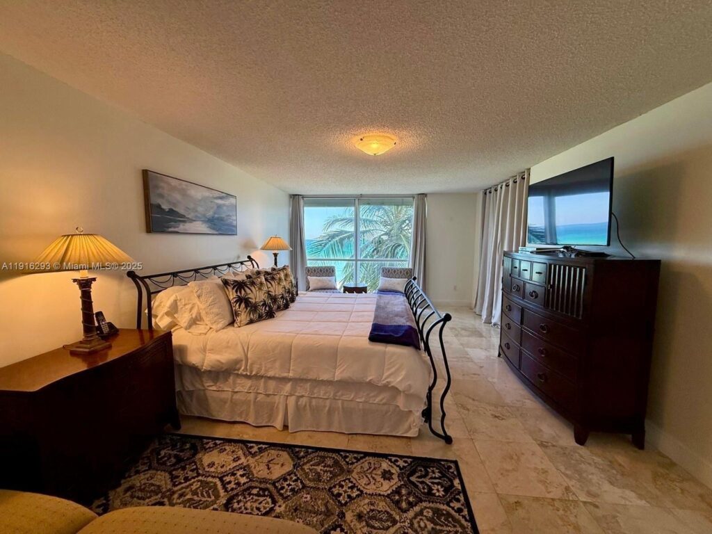 16711 Collins Ave # 410, Sunny Isles Beach FL 33160