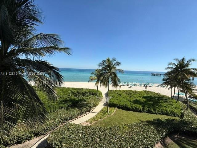 16711 Collins Ave # 410, Sunny Isles Beach FL 33160