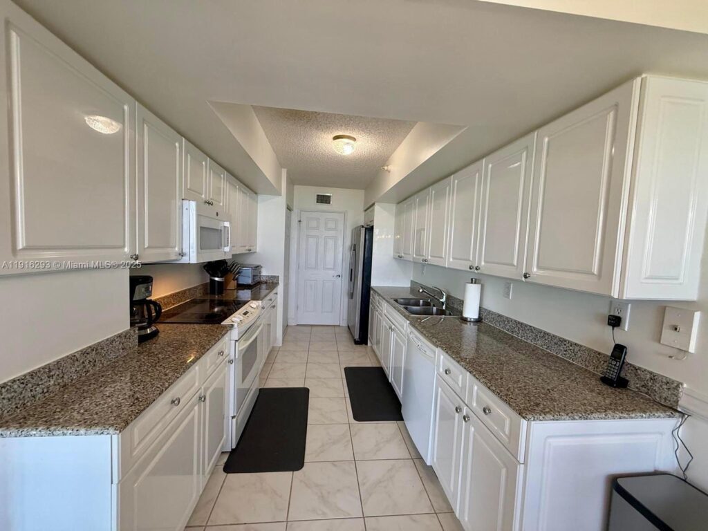 16711 Collins Ave # 410, Sunny Isles Beach FL 33160