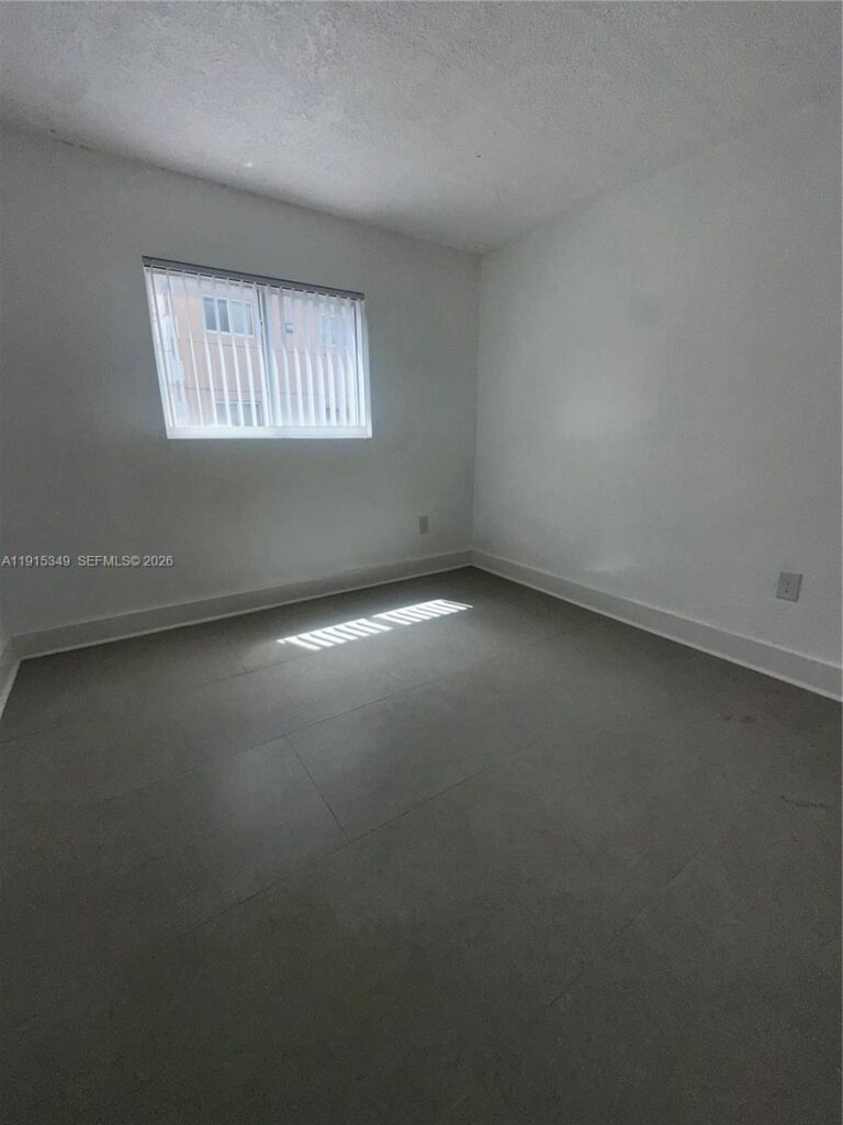 500 NW 24th Ave # 27, Fort Lauderdale FL 33311
