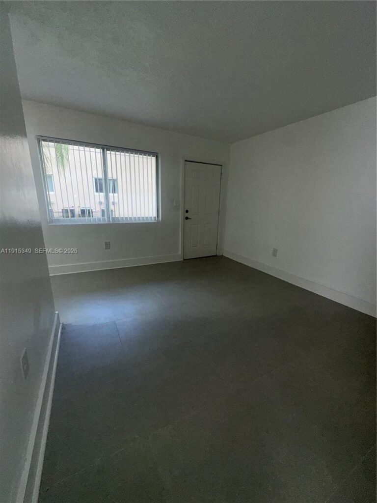 500 NW 24th Ave # 27, Fort Lauderdale FL 33311