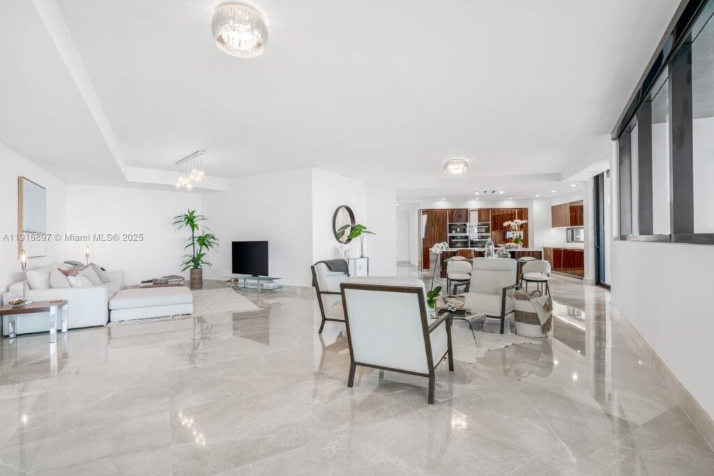 18555 Collins Ave # 5105, Sunny Isles Beach FL 33160