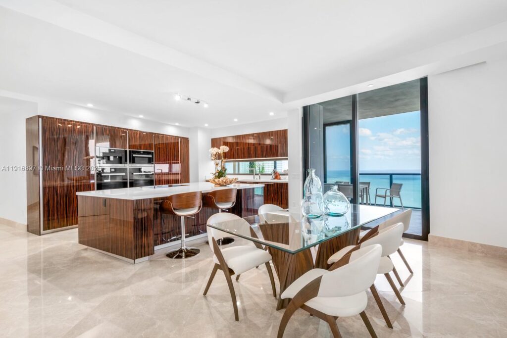 18555 Collins Ave # 5105, Sunny Isles Beach FL 33160