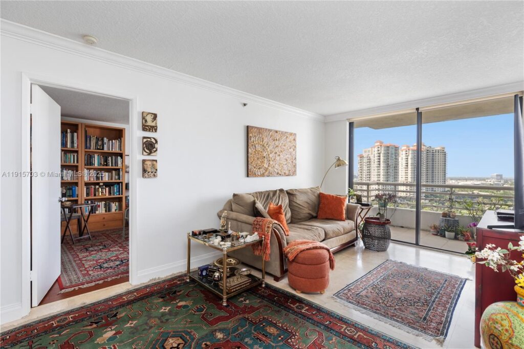 3300 NE 192nd St # 1603, Aventura FL 33180