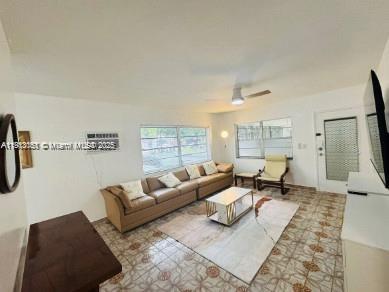 650 Pennsylvania Ave # 1, Miami Beach FL 33139