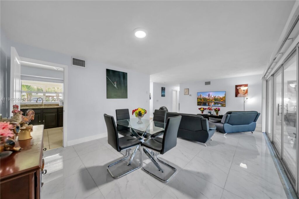 246 SE 44th st, Cape Coral FL 33904