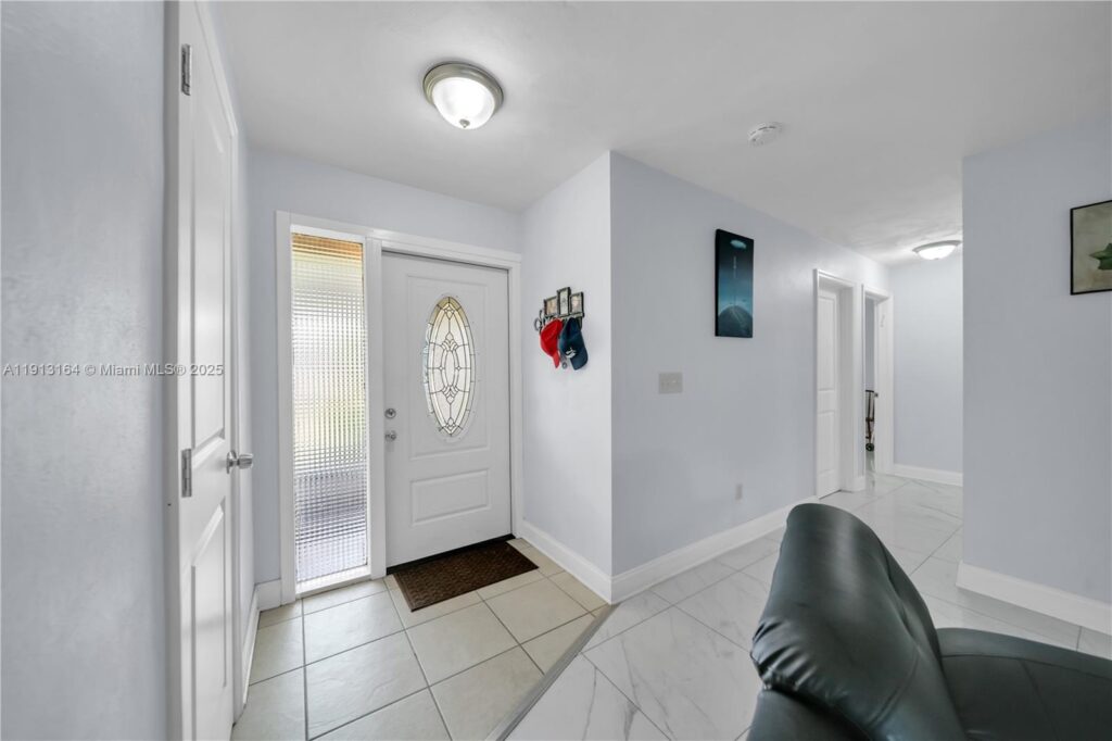 246 SE 44th st, Cape Coral FL 33904