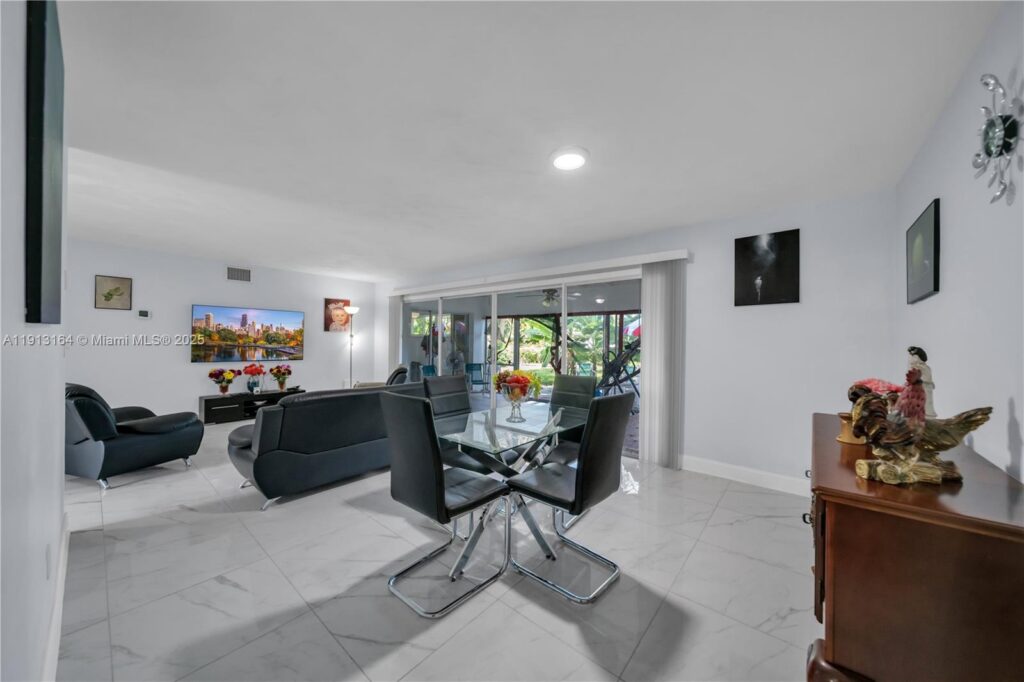 246 SE 44th st, Cape Coral FL 33904