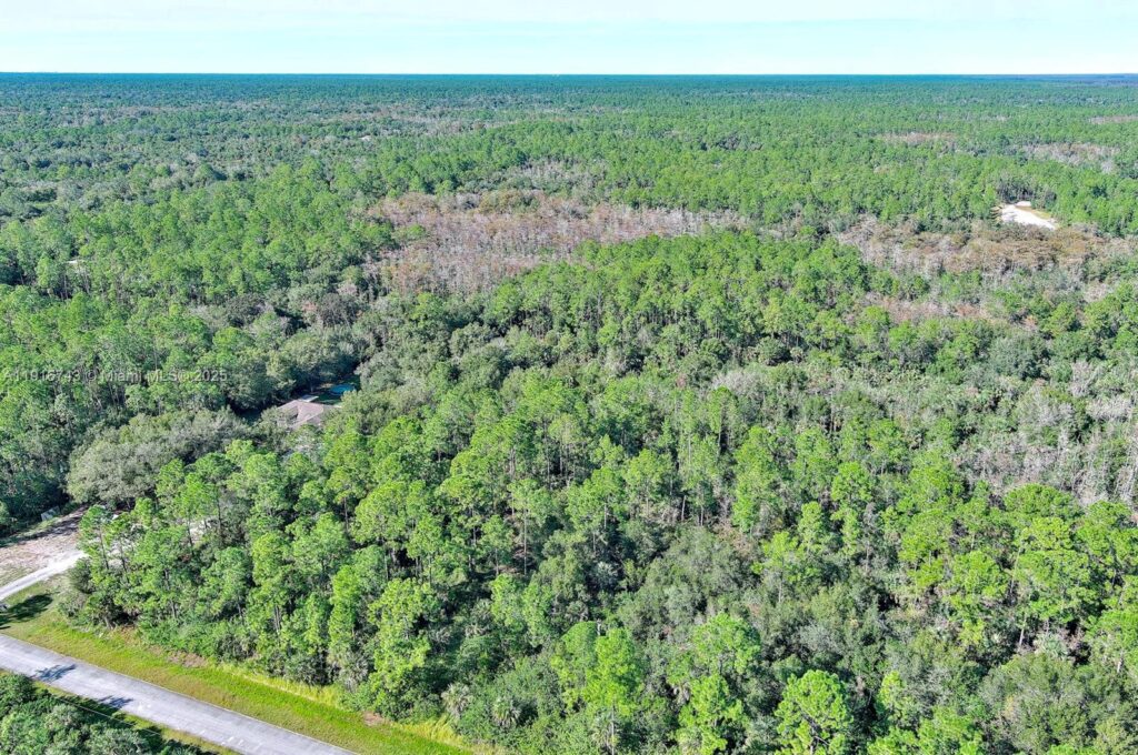 4669 32nd Ave SE, Naples FL 34117