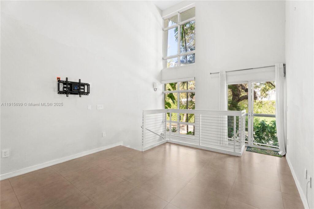 1853 Jefferson Ave # 6, Miami Beach FL 33139
