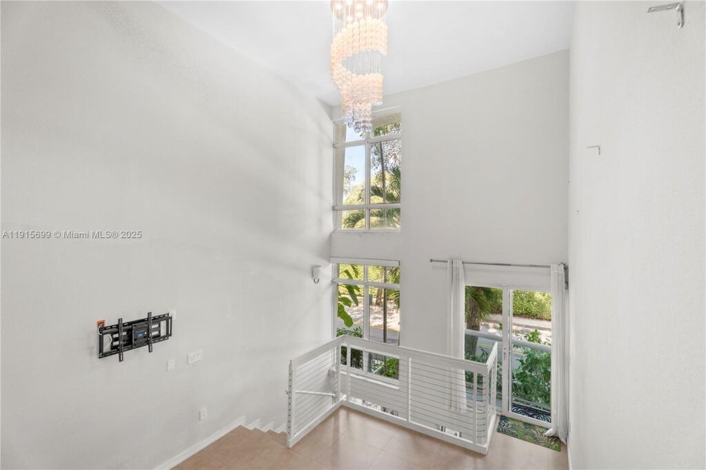 1853 Jefferson Ave # 6, Miami Beach FL 33139