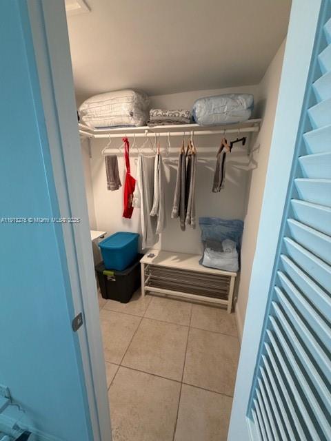 5055 Collins Ave # 9A, Miami Beach FL 33140