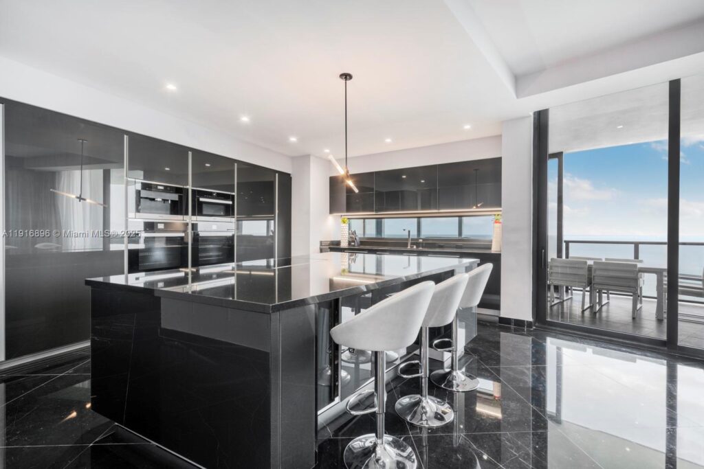 18555 Collins Ave # 3505, Sunny Isles Beach FL 33160