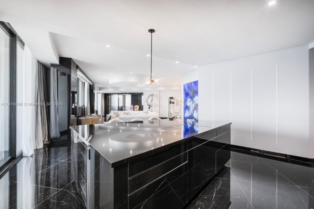 18555 Collins Ave # 3505, Sunny Isles Beach FL 33160