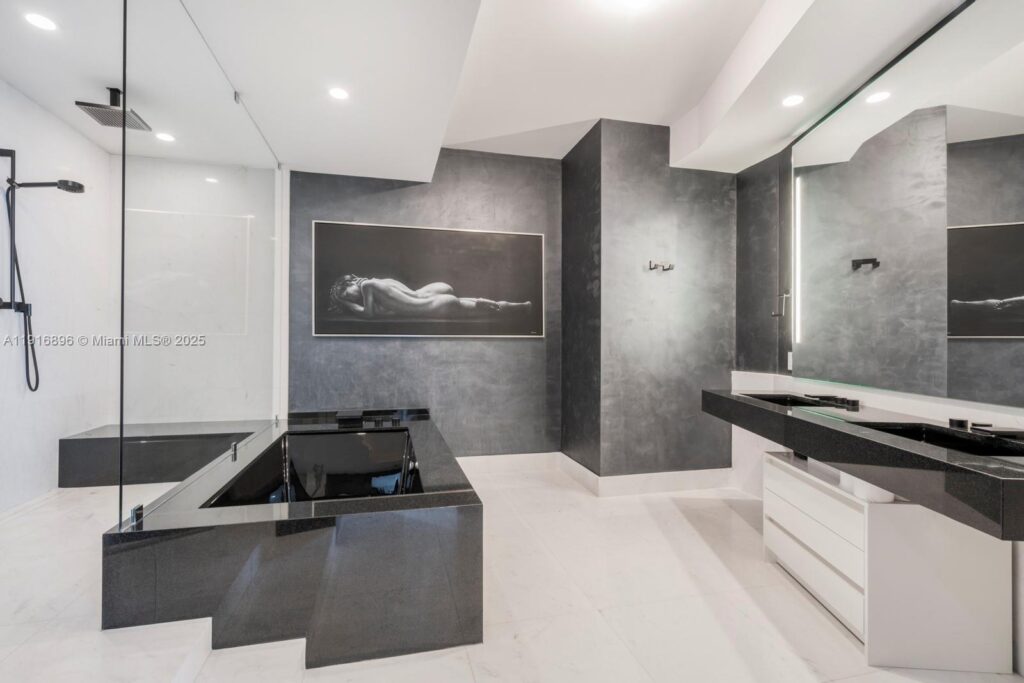 18555 Collins Ave # 3505, Sunny Isles Beach FL 33160