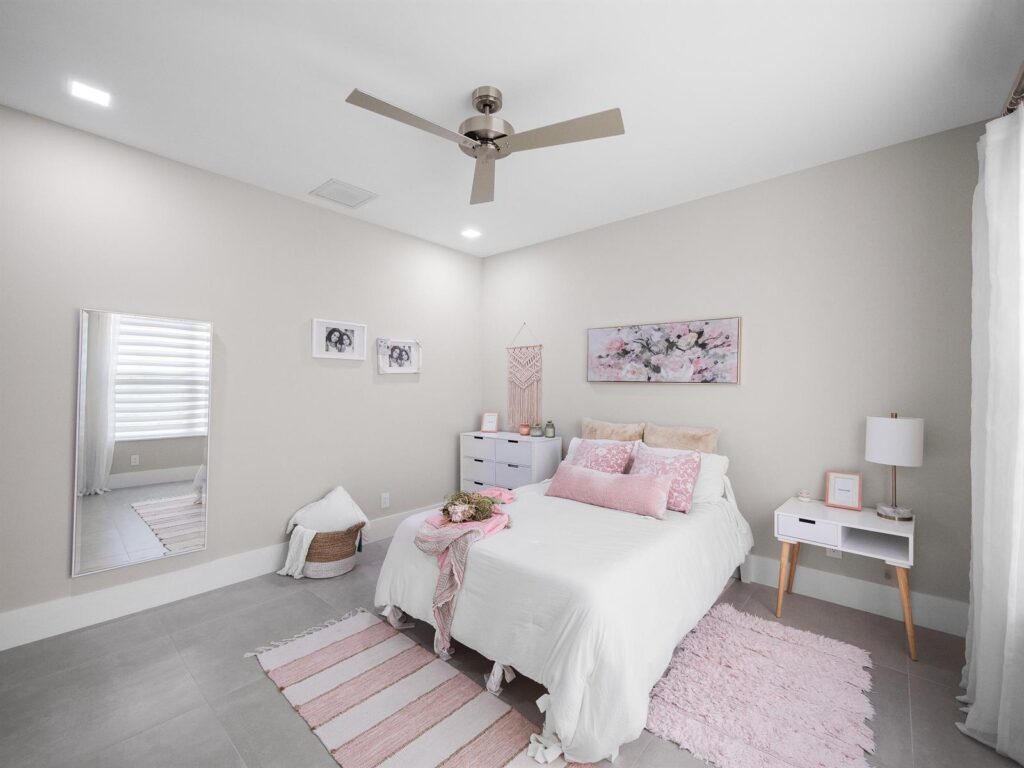 2565 SW Salzedo Avenue, Port St. Lucie FL 34987