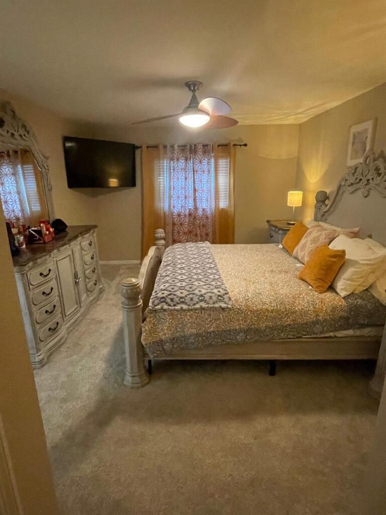 2043 NW 6th Terrace, Cape Coral FL 33993