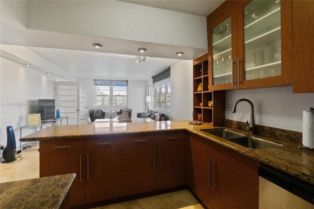 100 Lincoln Rd # 847, Miami Beach FL 33139