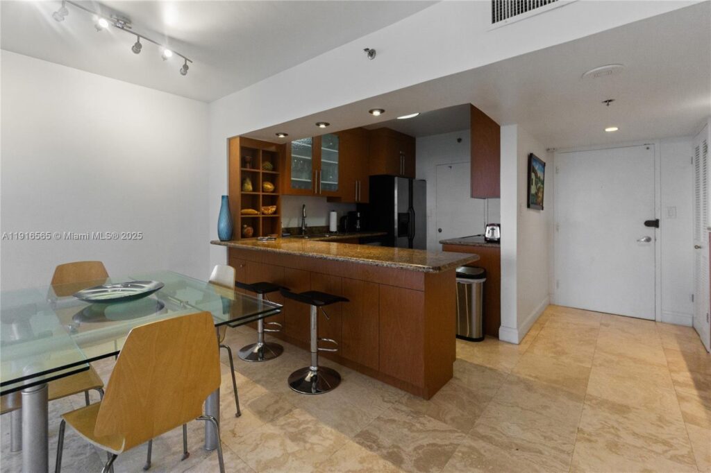 100 Lincoln Rd # 847, Miami Beach FL 33139