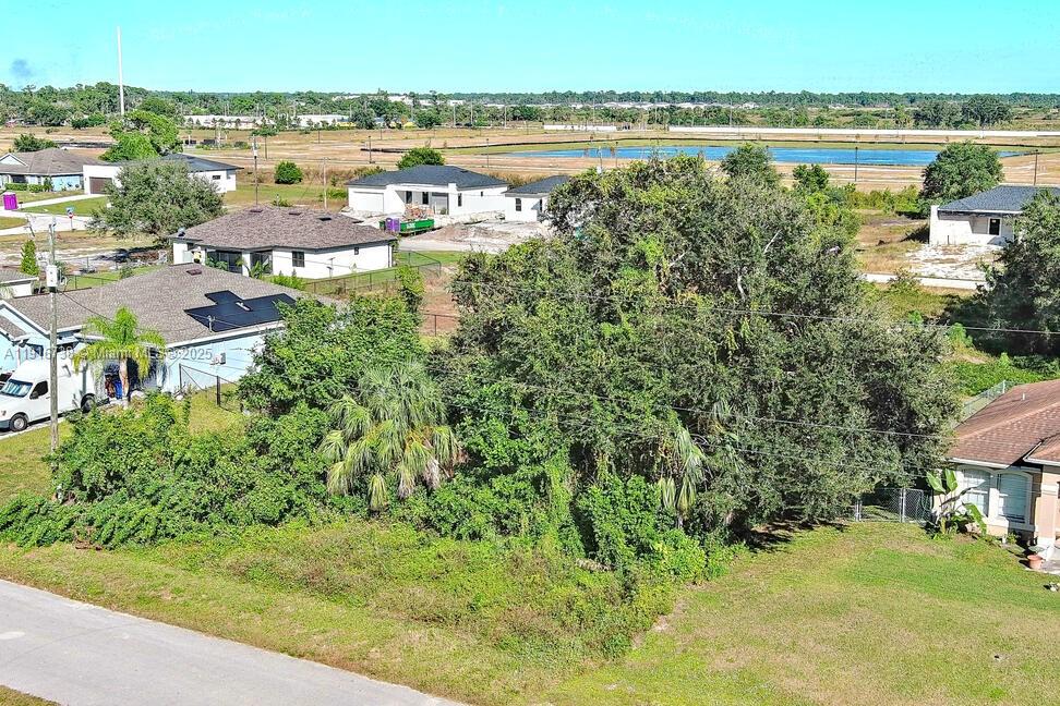 341 Ranchito Ave, Lehigh Acres FL 33974