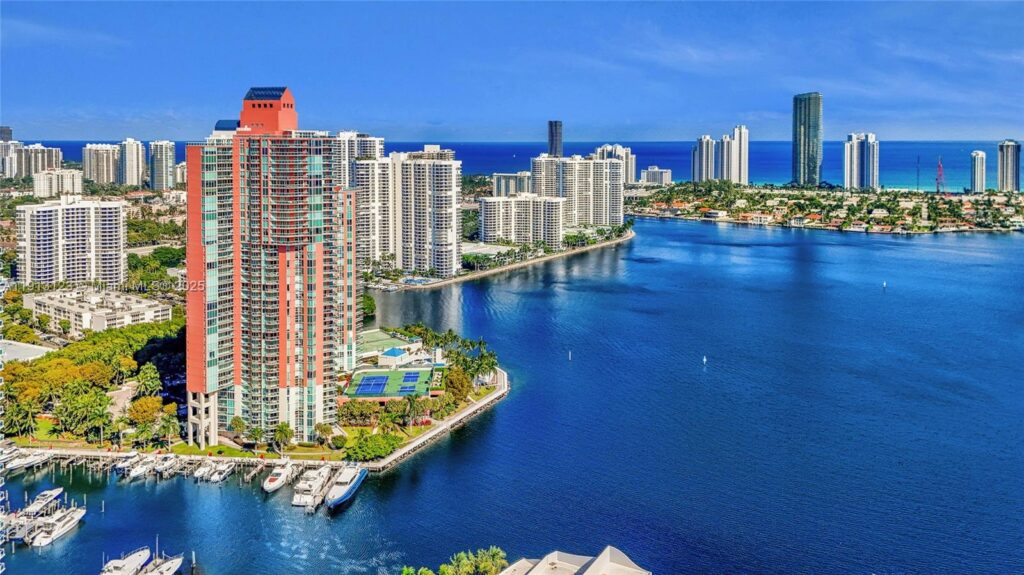 3370 Hidden Bay Dr # 804, Aventura FL 33180