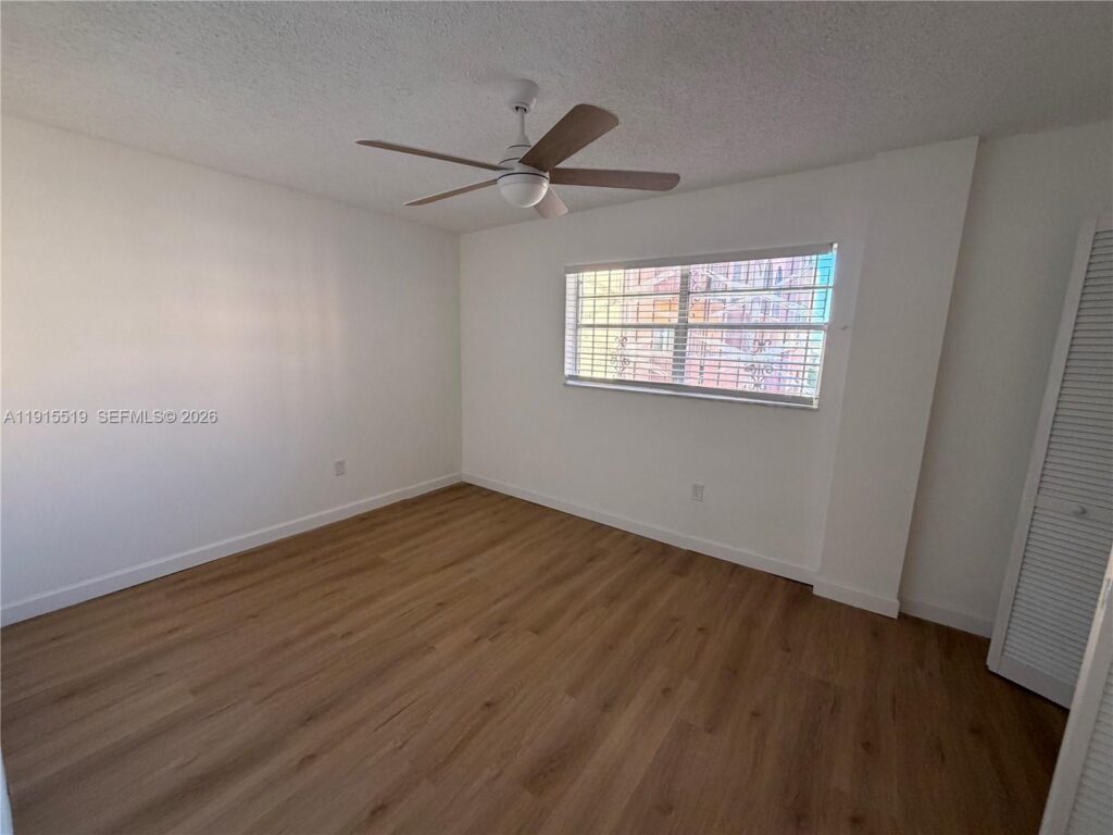 440 E 23rd St # 1305, Hialeah FL 33013