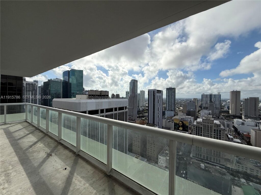 50 Biscayne Blvd # 3911, Miami FL 33132