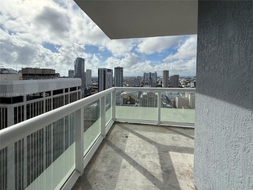 50 Biscayne Blvd # 3911, Miami FL 33132