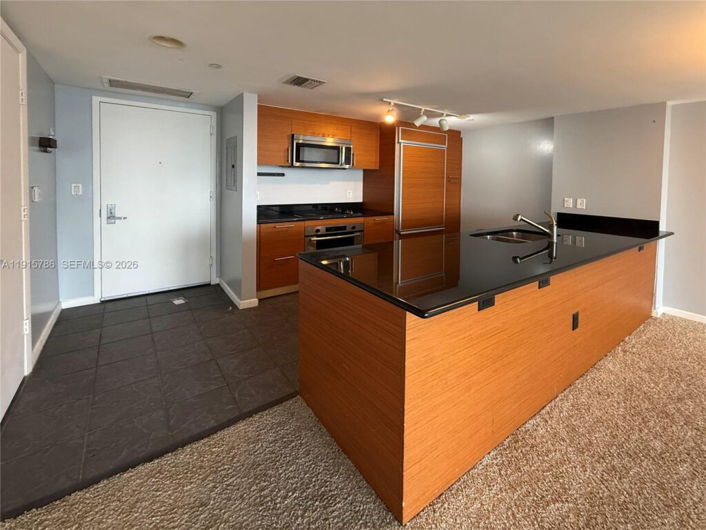 50 Biscayne Blvd # 3911, Miami FL 33132