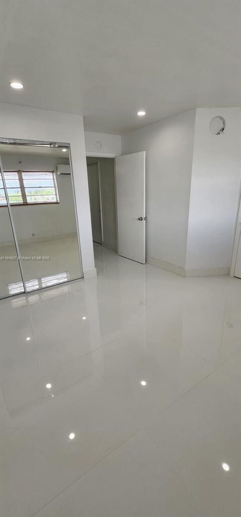 9375 SW 40th Ter # 203, Miami FL 33165