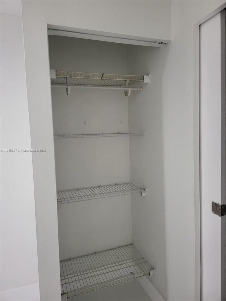 9375 SW 40th Ter # 203, Miami FL 33165