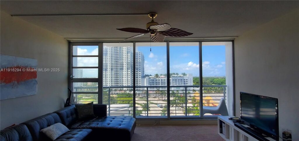 1720 Harrison St # 10G, Hollywood FL 33020